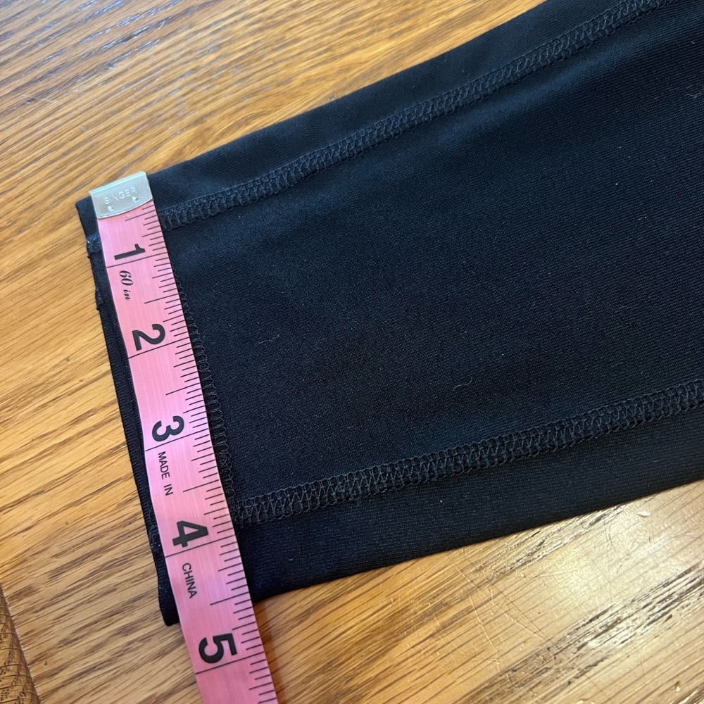 Ladies Lot (2) Danskin Now Workout Crops & Leggings - Medium 🏃♀️ - Picture 8 of 15